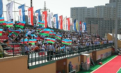 Good crowds on the opening day of the AtaHolding Champion